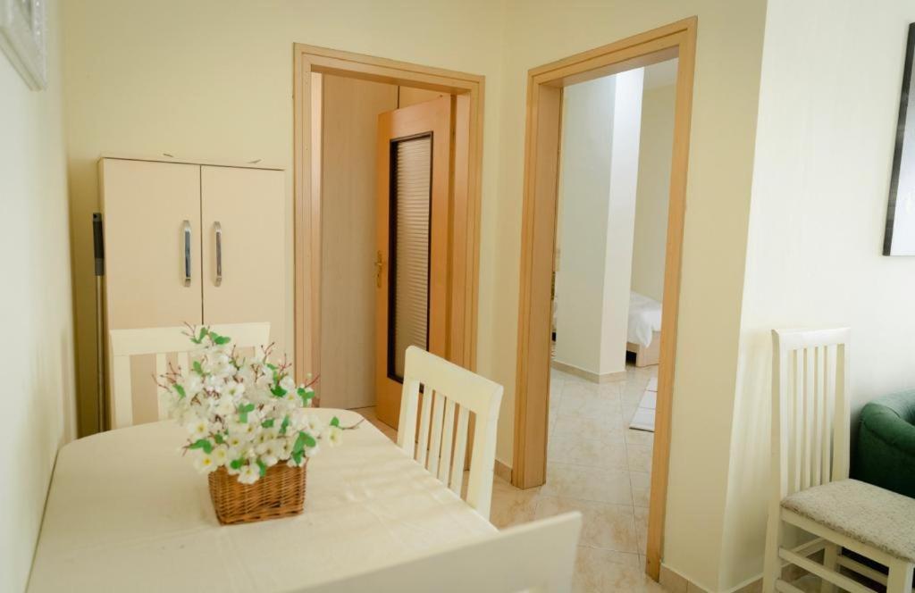 Villa Apartments S&F City Centre Τίρανα Εξωτερικό φωτογραφία